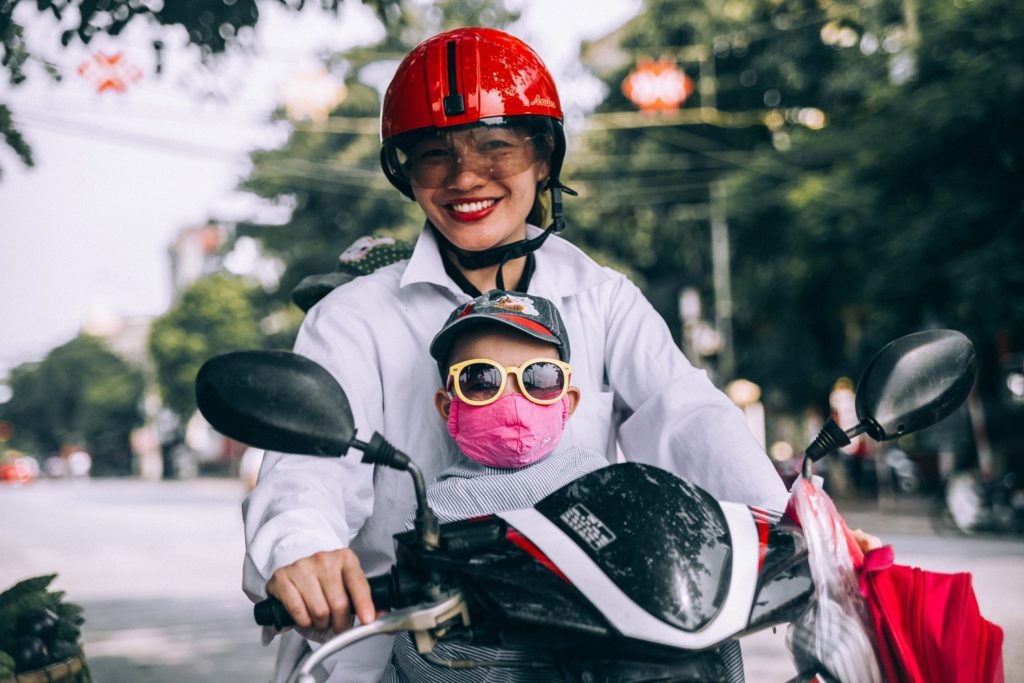 sécurité enfant moto